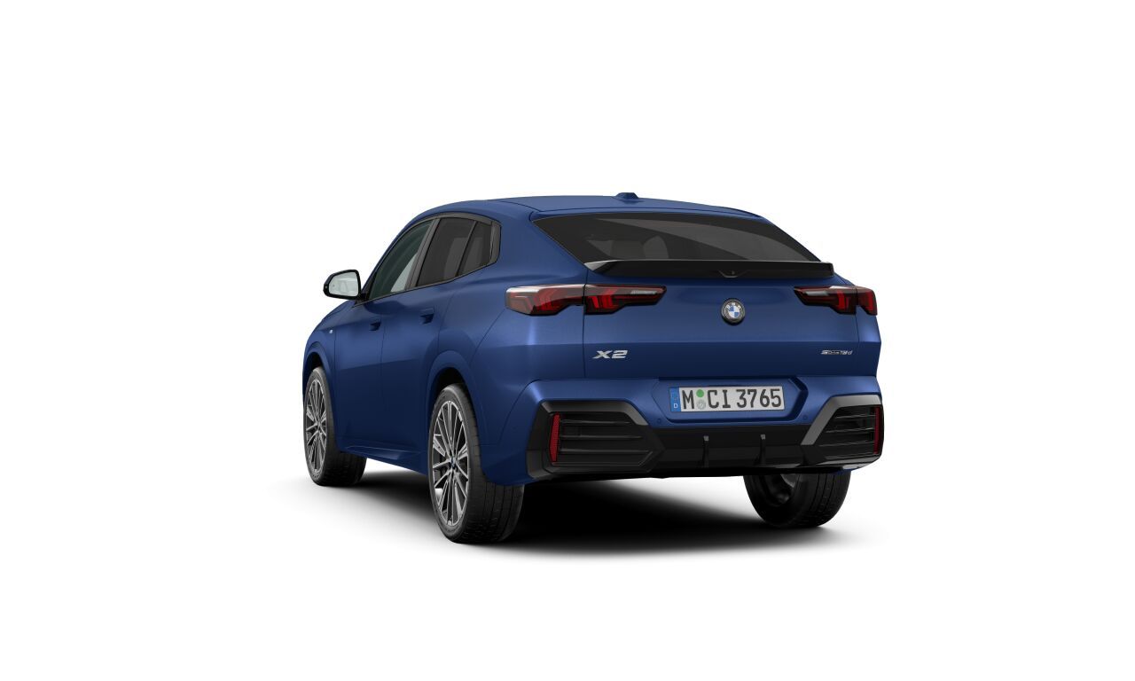 BMW X2 sDrive18d фото 4