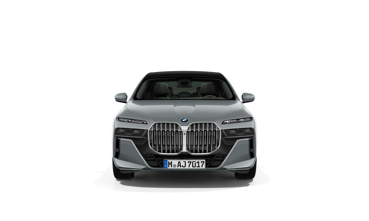 BMW 740d xDrive Sedan фото 2