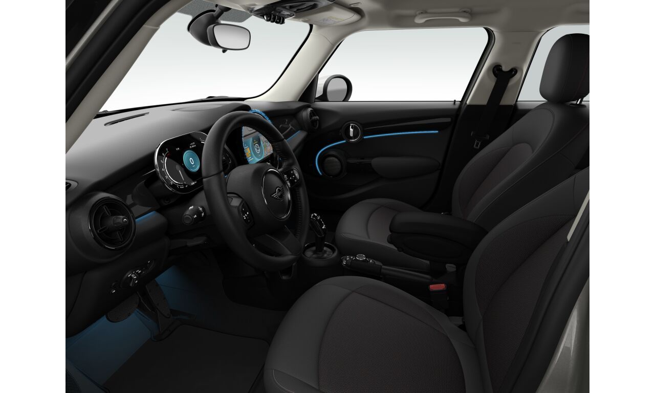 MINI Cooper 5-doors фото 1