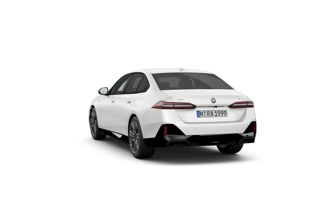 BMW 540d xDrive Sedan фото 4
