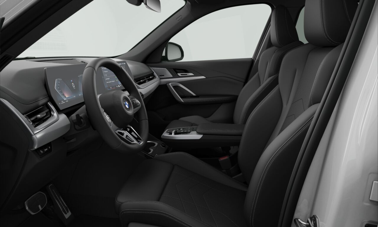 BMW X1 sDrive18i SAV фото 1