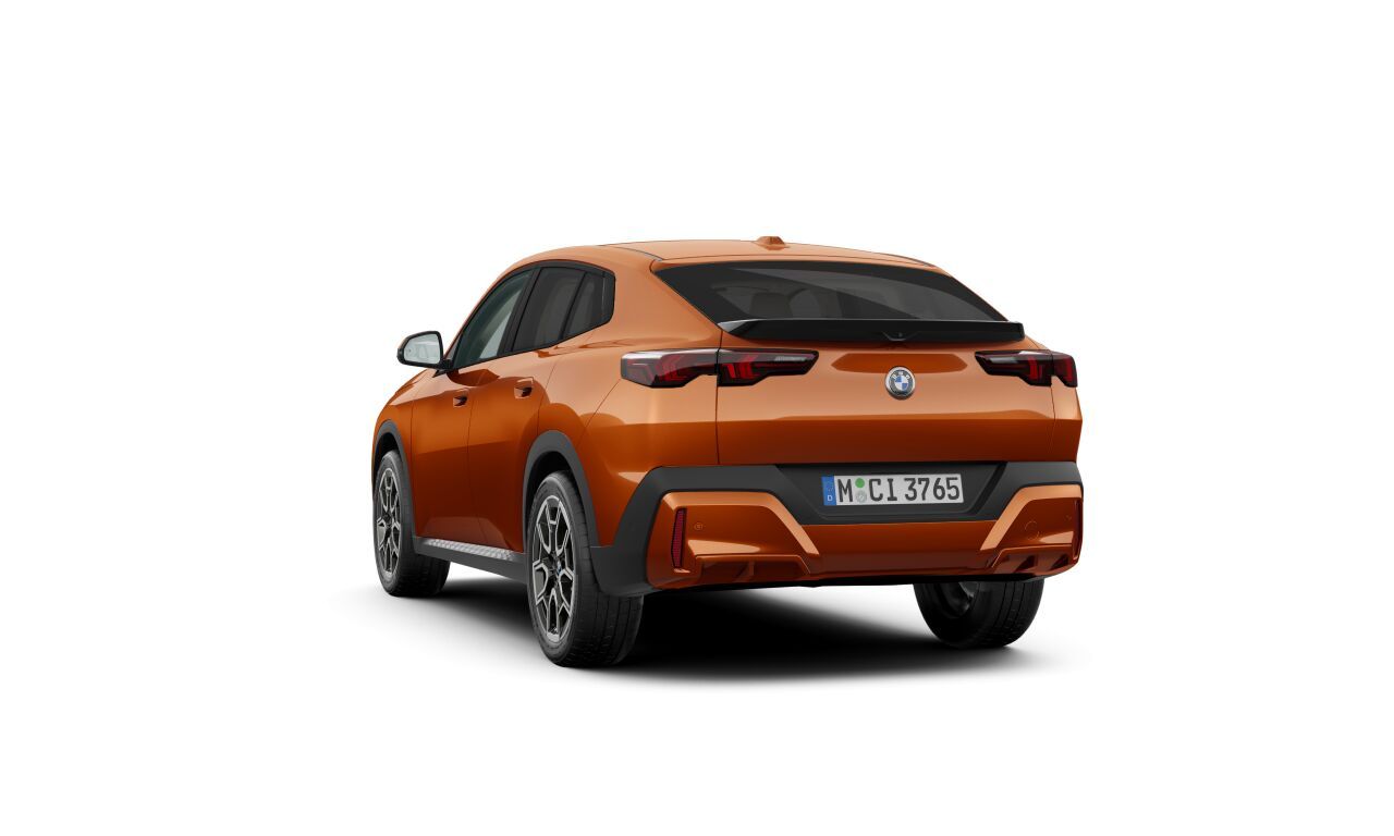 BMW X2 sDrive18i фото 4