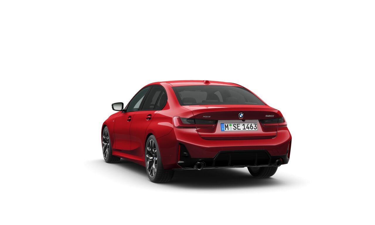 BMW 320i xDrive Sedan Красный металлик фото 4