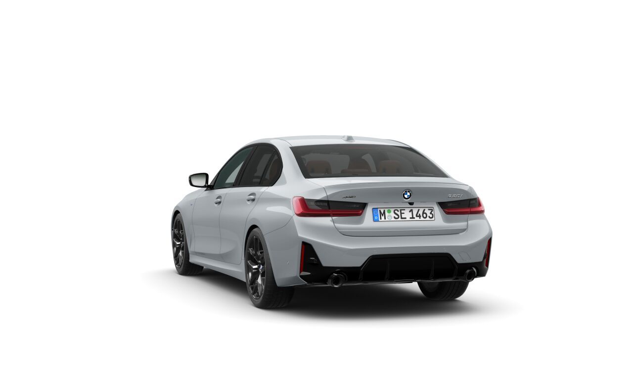 BMW 320i xDrive Sedan фото 4