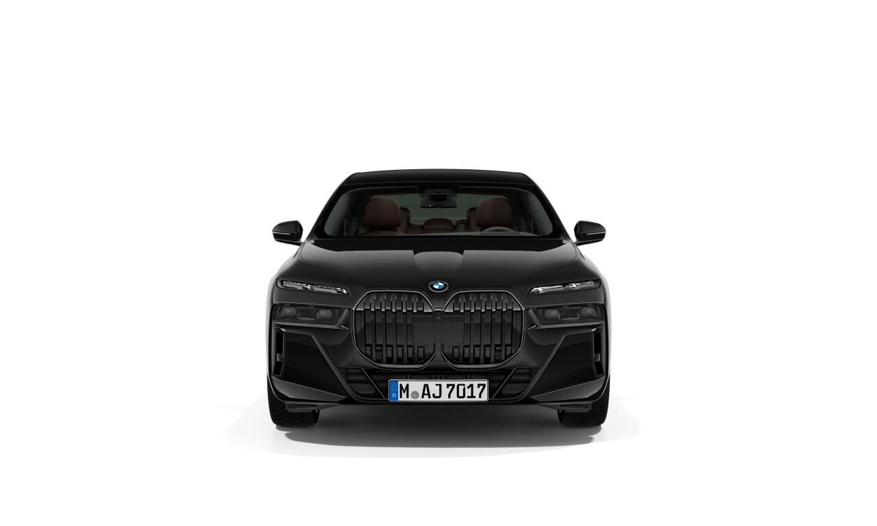 BMW 760i xDrive Sedan фото 2