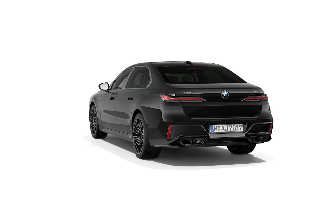 BMW 760i xDrive Sedan фото 4