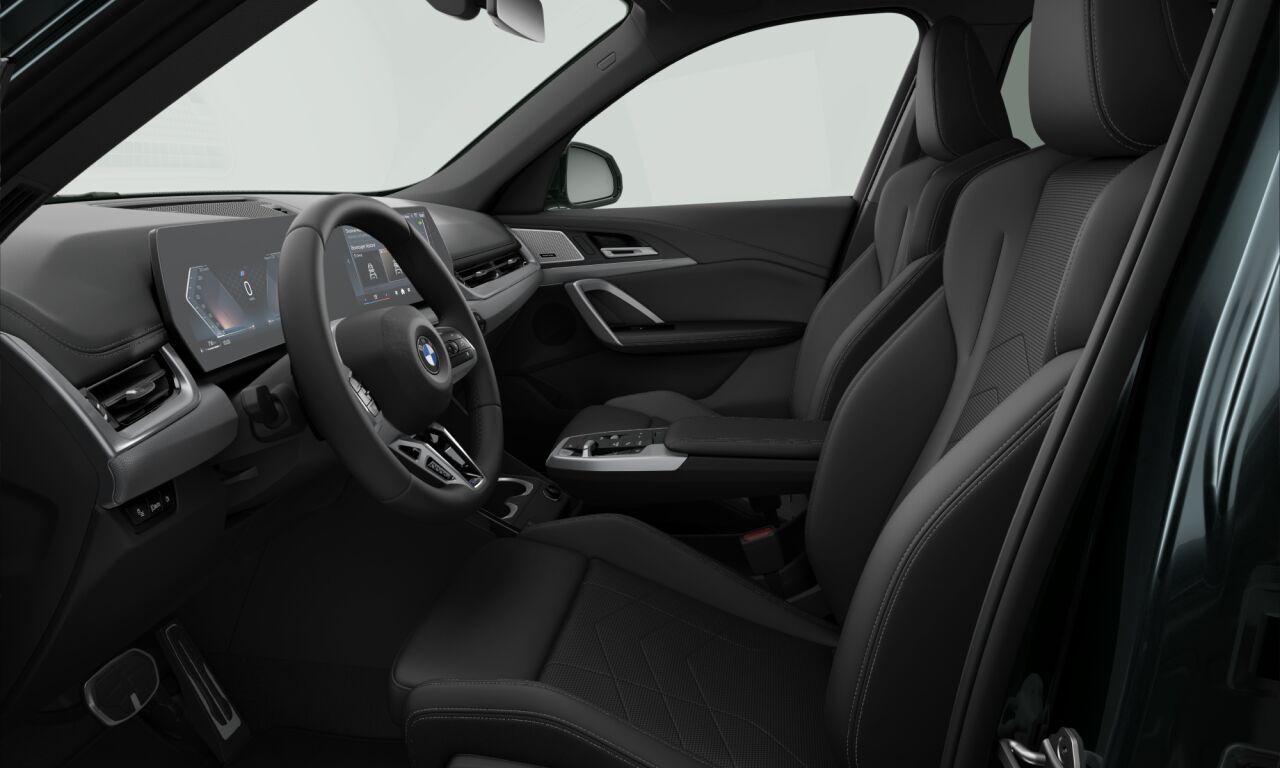 BMW X1 sDrive18i SAV Зеленый металлик Cape York фото 1