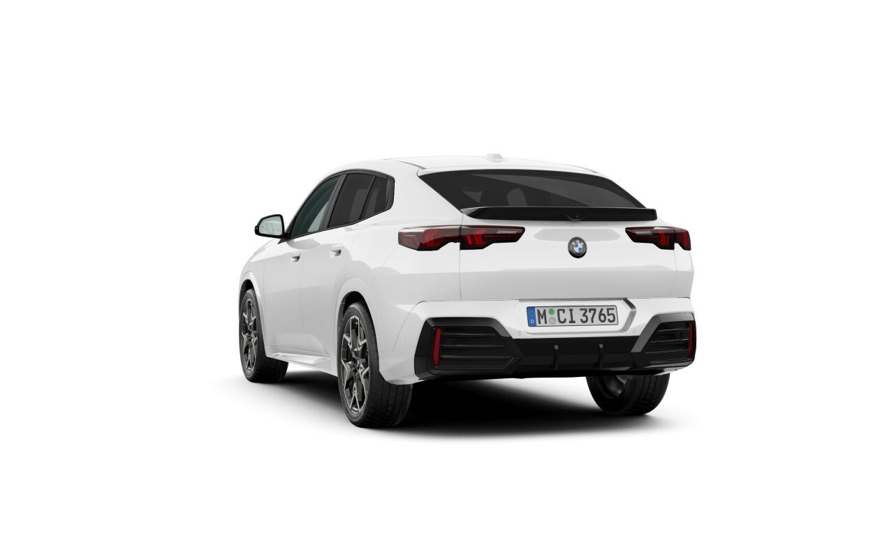 BMW X2 sDrive18i Белоснежный неметаллик фото 4