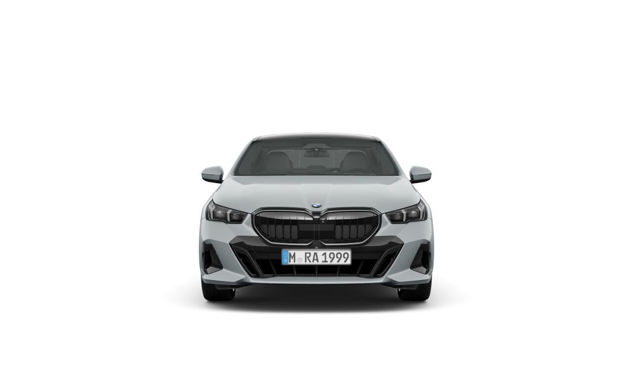 BMW 540d xDrive Sedan M Серый Бруклин металлик фото 2