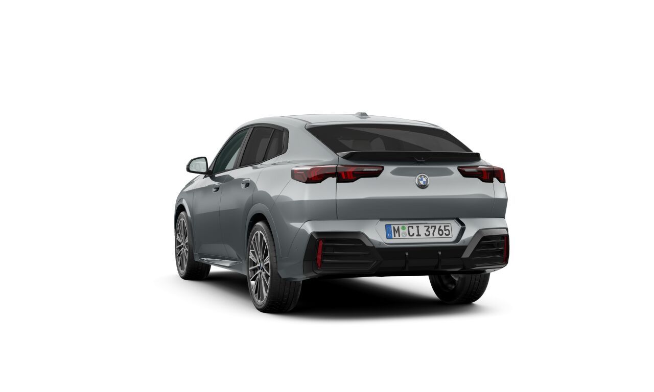 BMW X2 sDrive18i Skyscraper Grey металлик фото 4