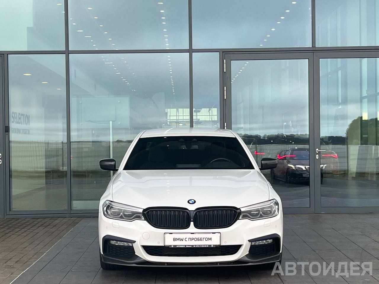 BMW 530d xDrive Sedan фото 1