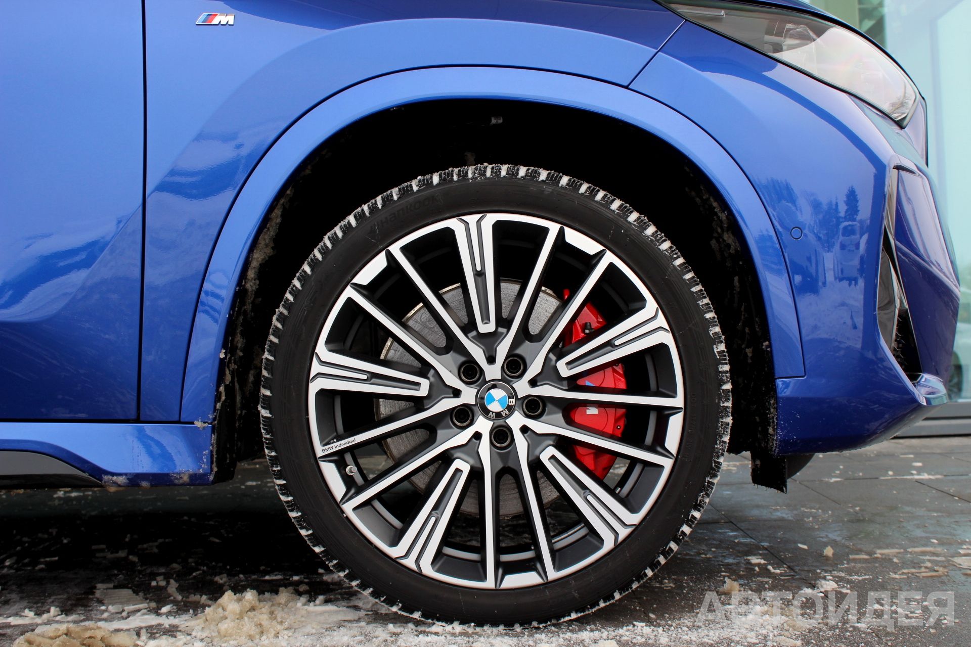 BMW X1 sDrive18i SAV Синий Портимао металлик фото 6