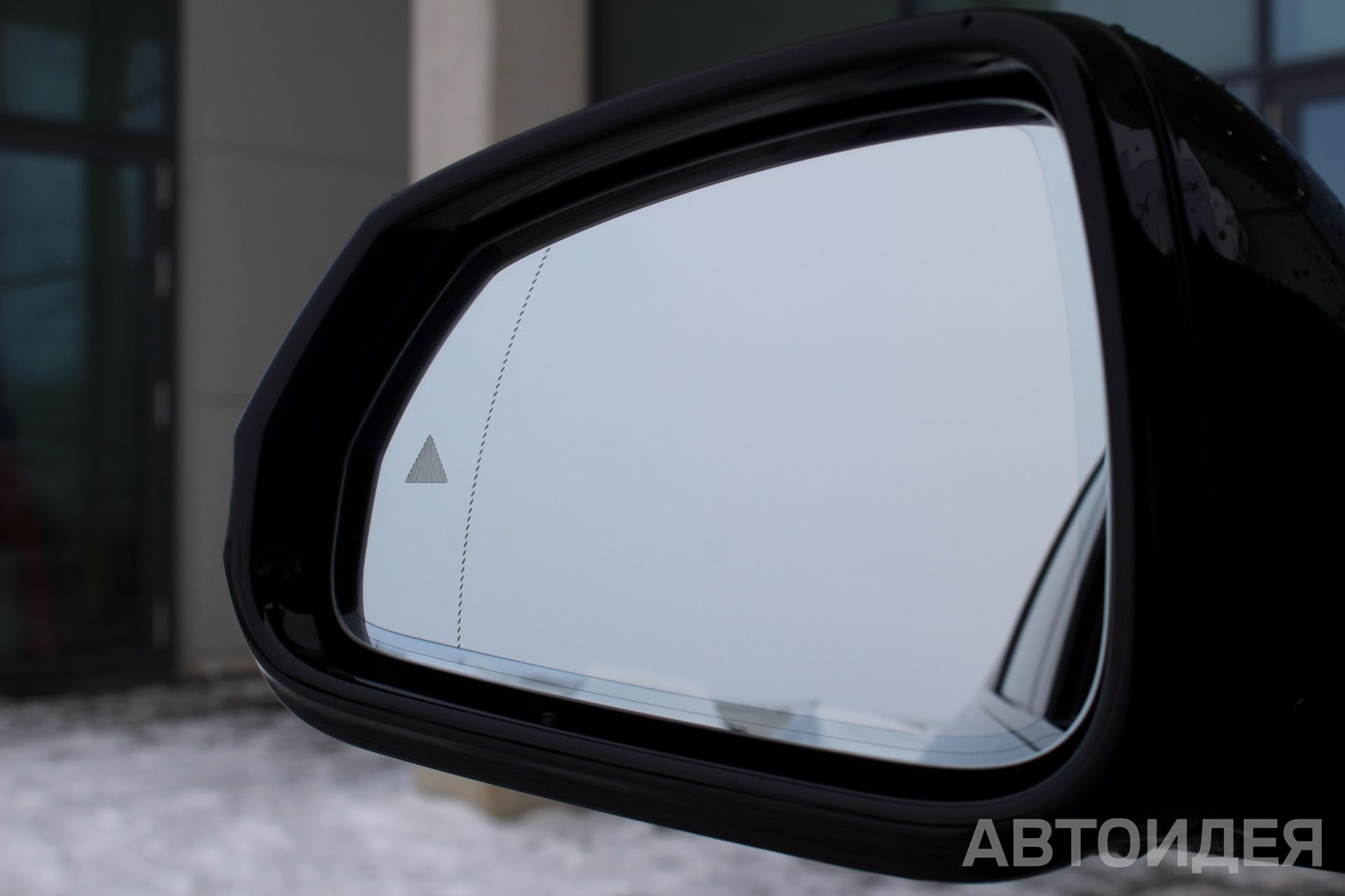 BMW X1 sDrive18i SAV Синий Портимао металлик фото 28