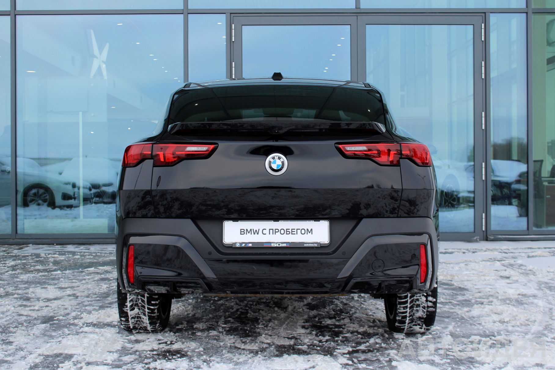 BMW X2 sDrive18i Черный неметаллик фото 5