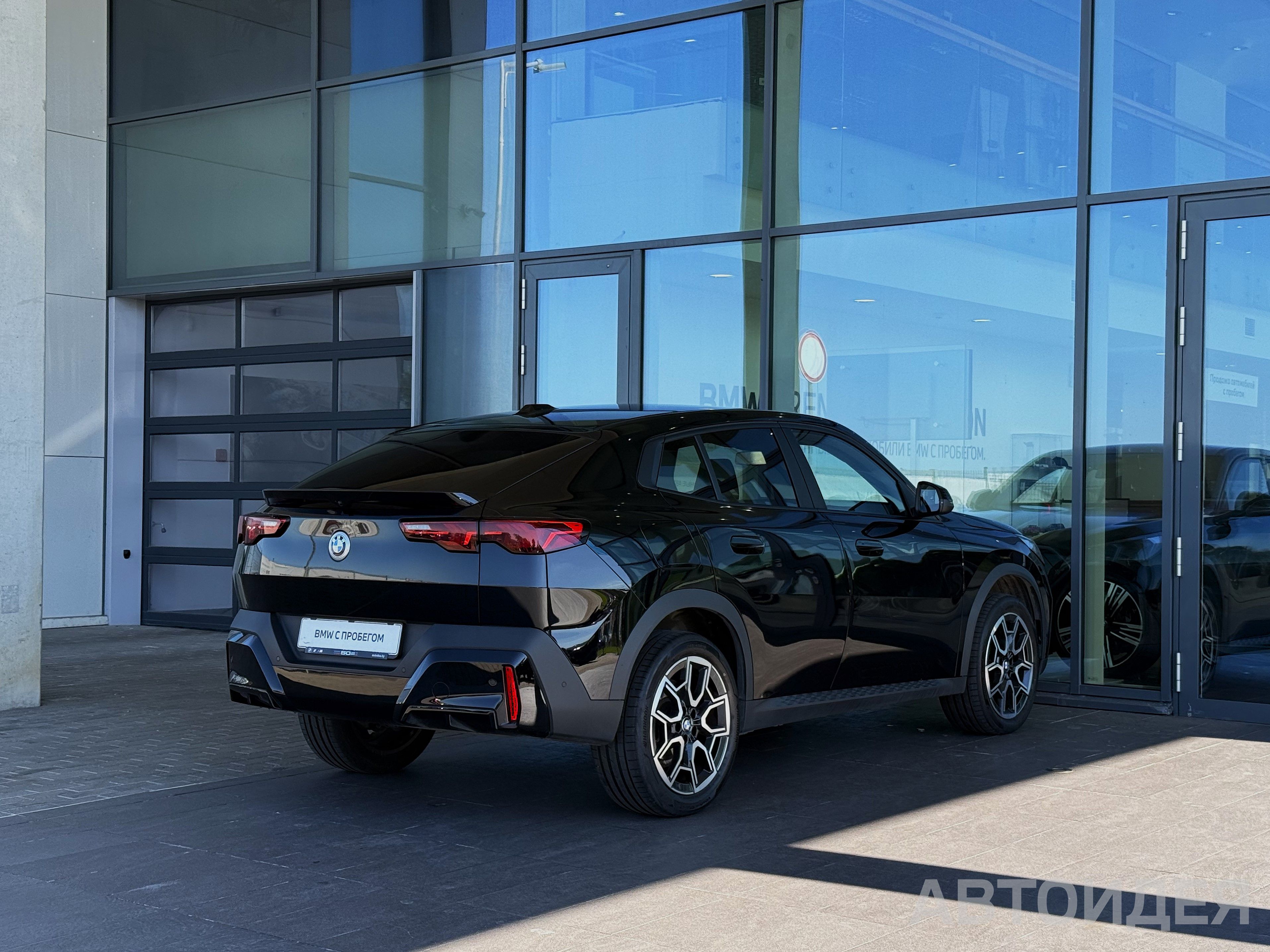 BMW X2 sDrive18i фото 3