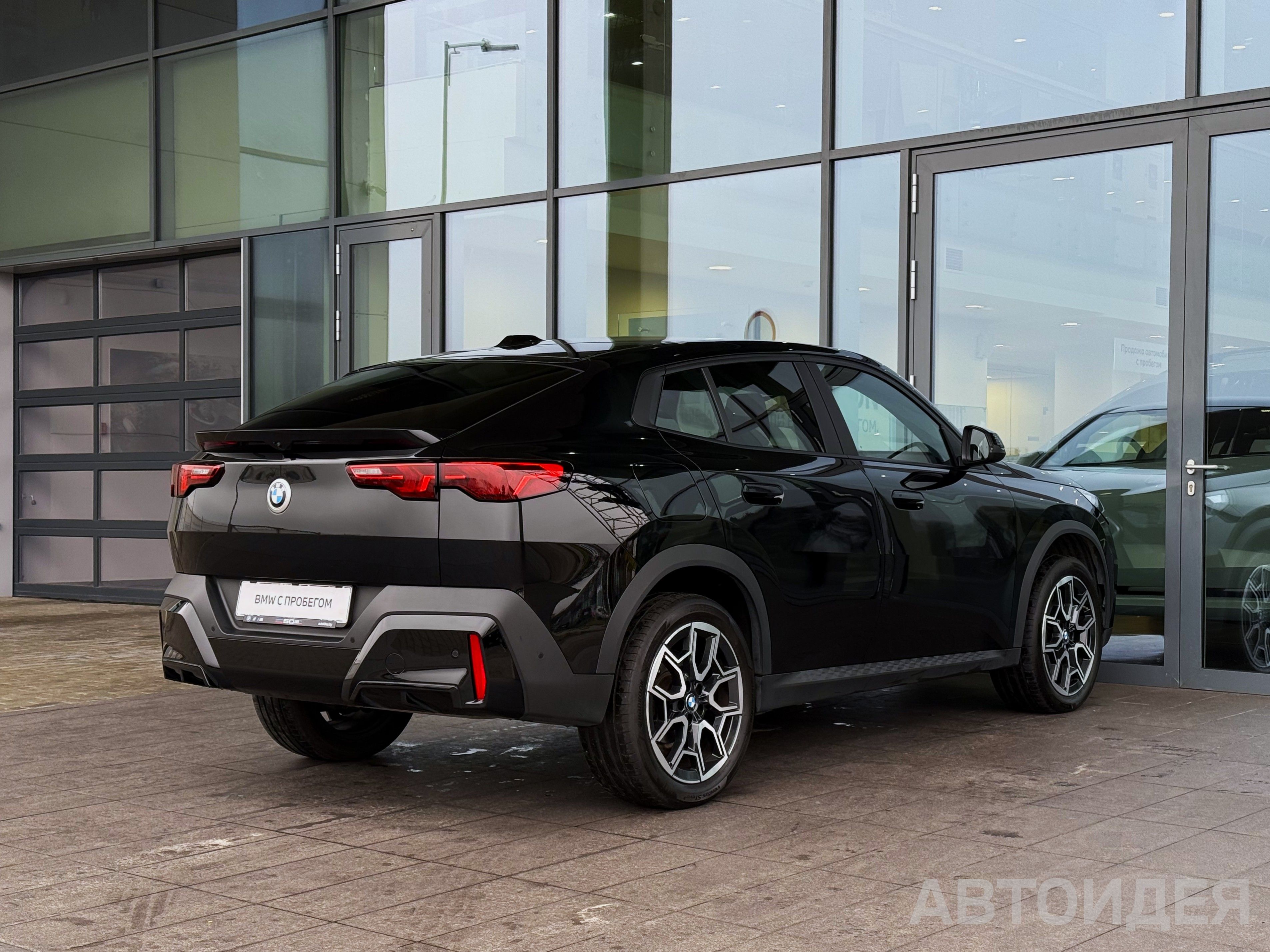 BMW X2 sDrive18i фото 3