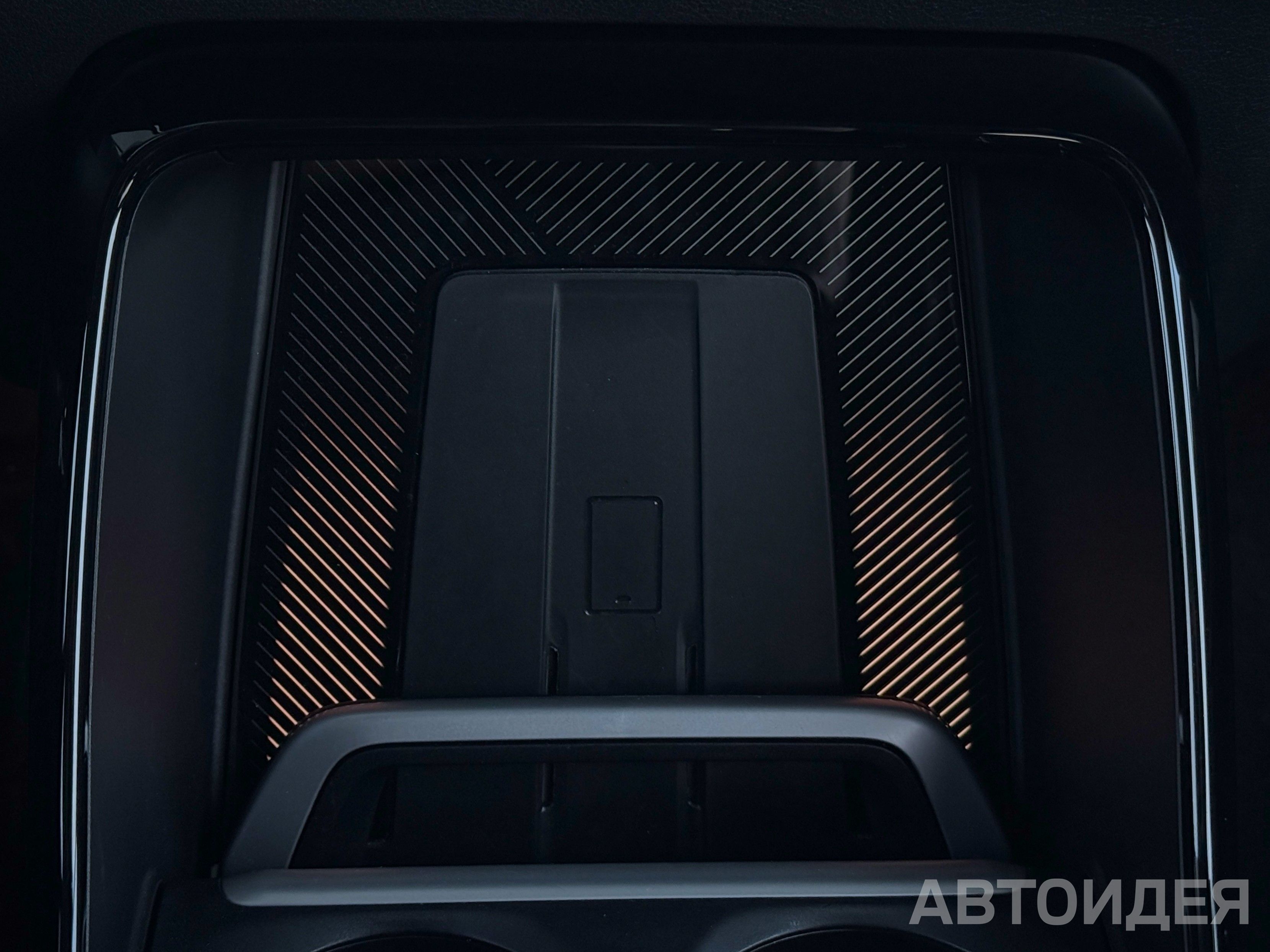 BMW X1 sDrive18i SAV фото 17