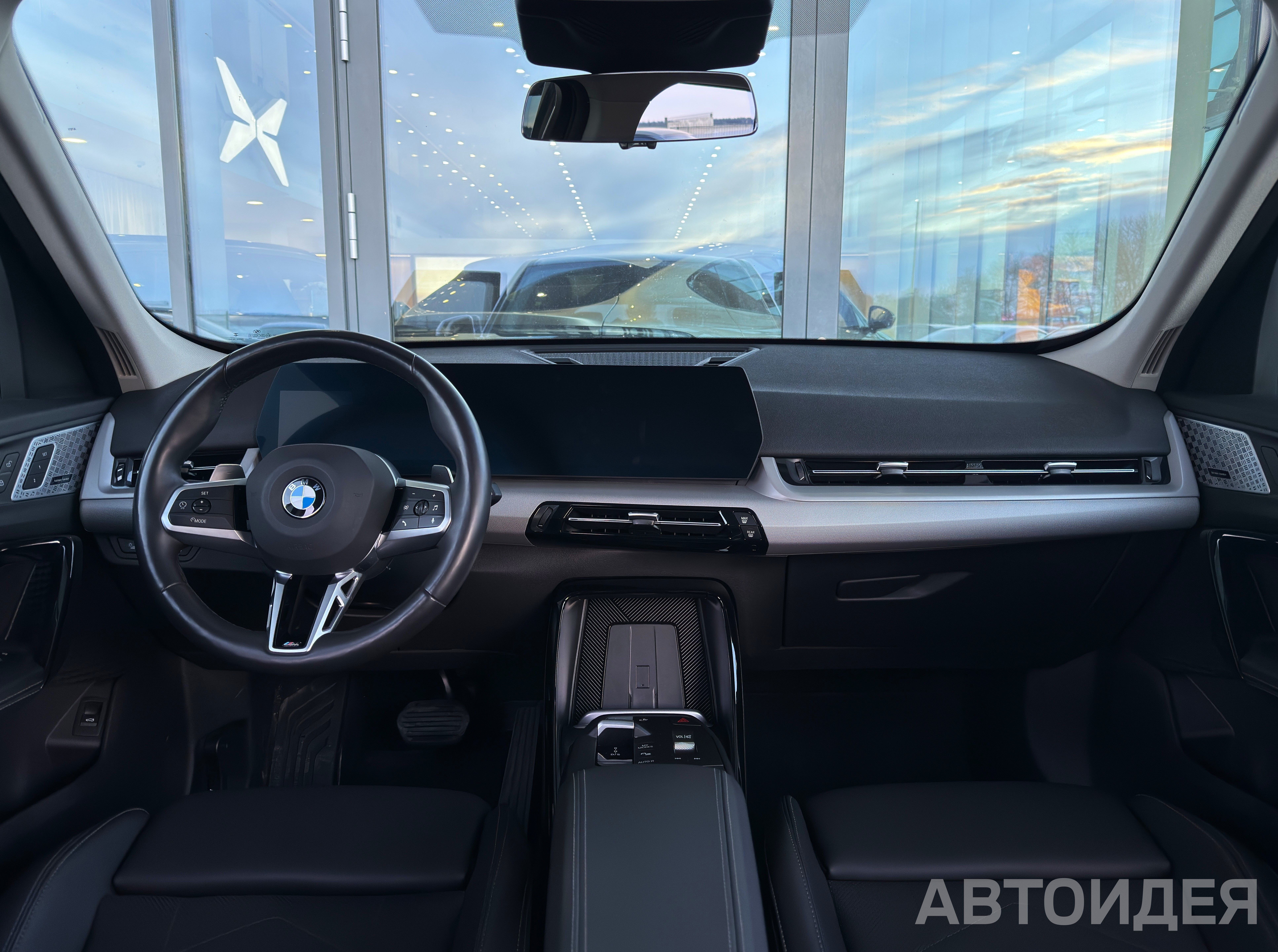 BMW X1 sDrive18i SAV Черный Сапфир металлик фото 6