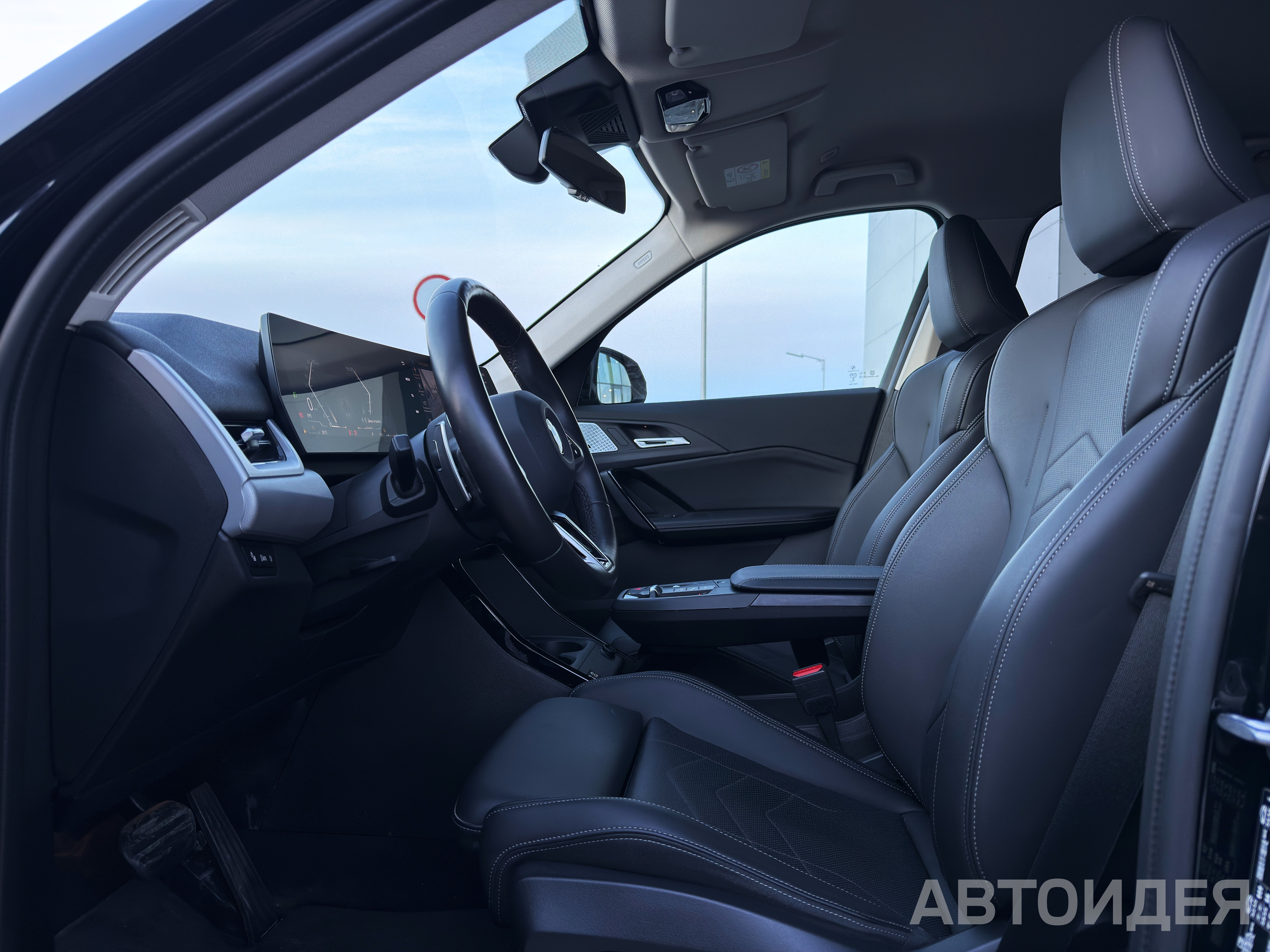 BMW X1 sDrive18i SAV Черный Сапфир металлик фото 12