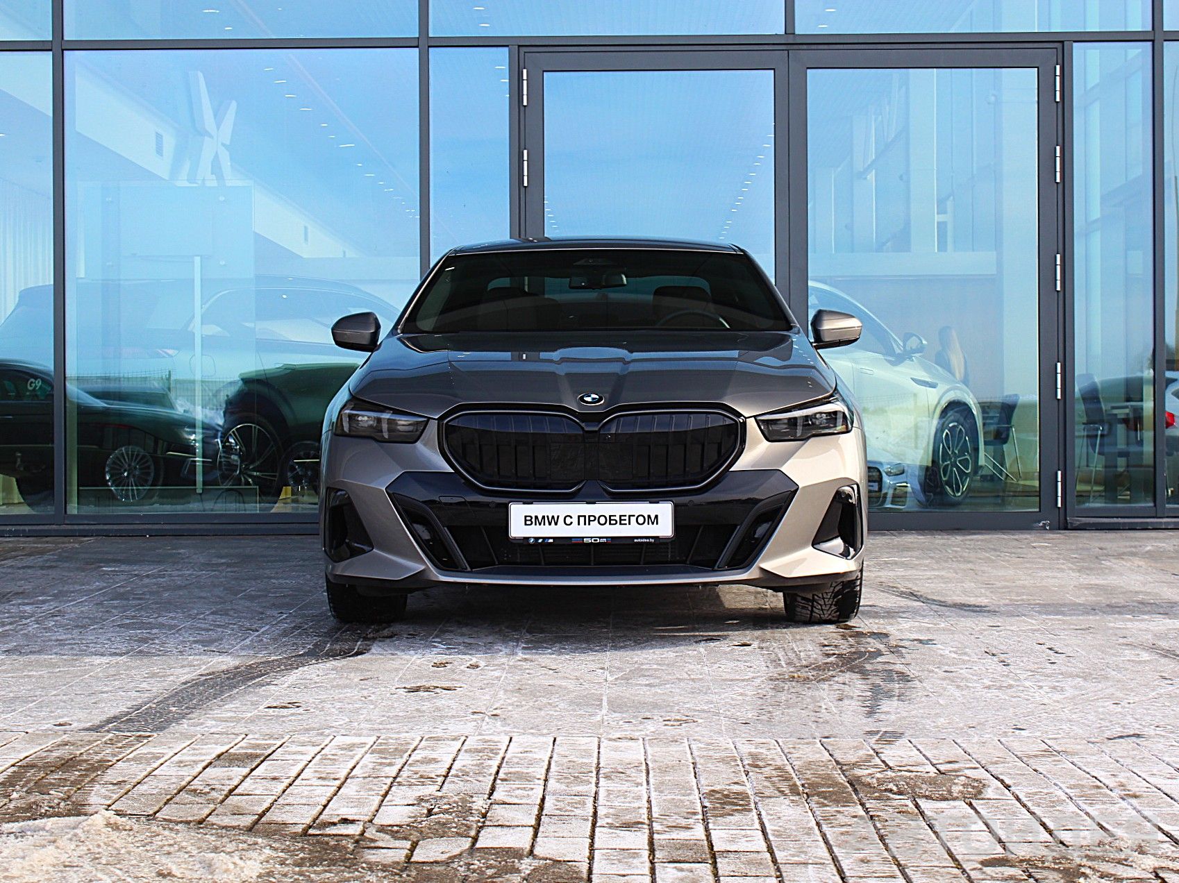 BMW 520d xDrive Sedan фото 1