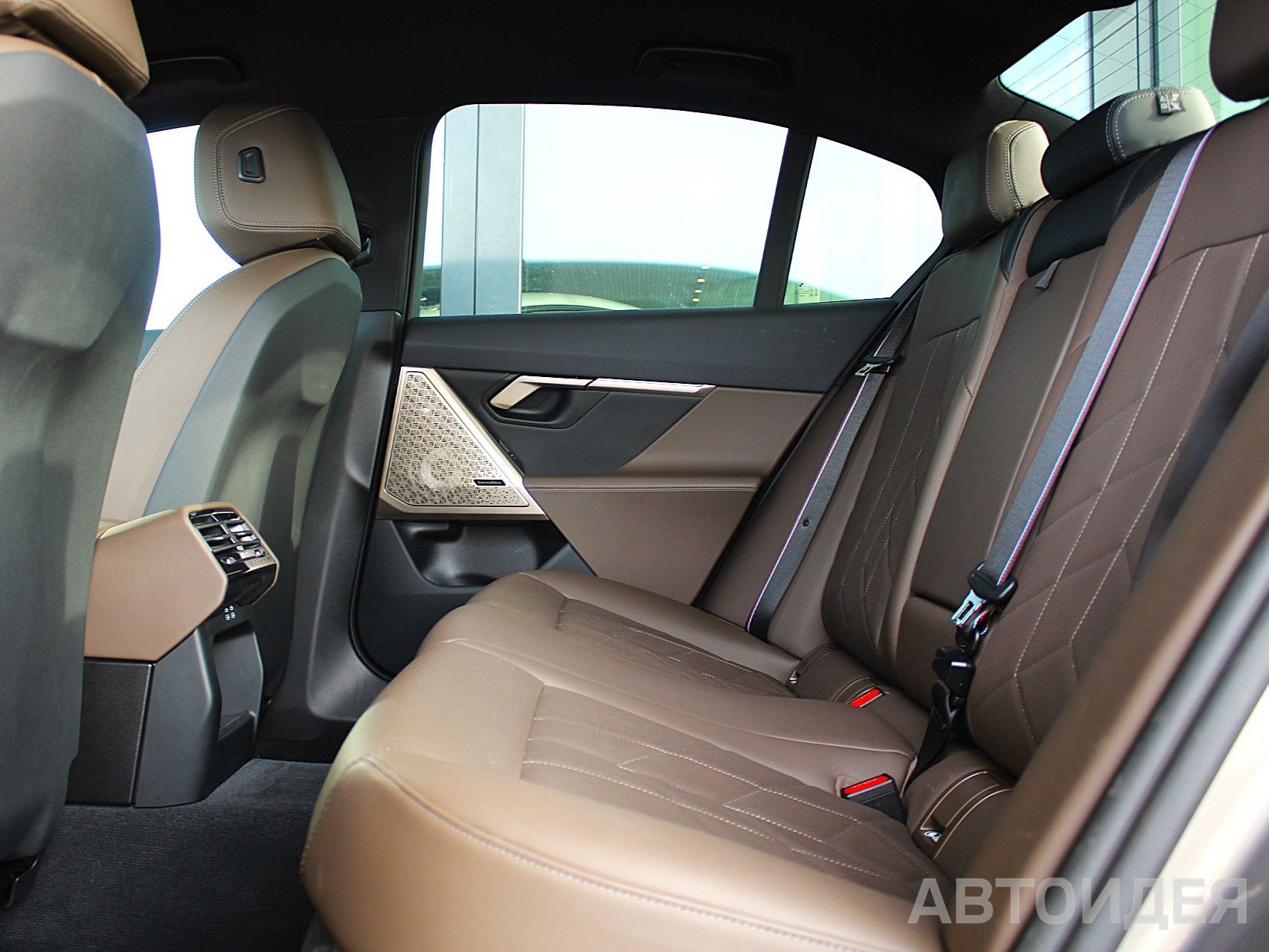 BMW 520d xDrive Sedan фото 14