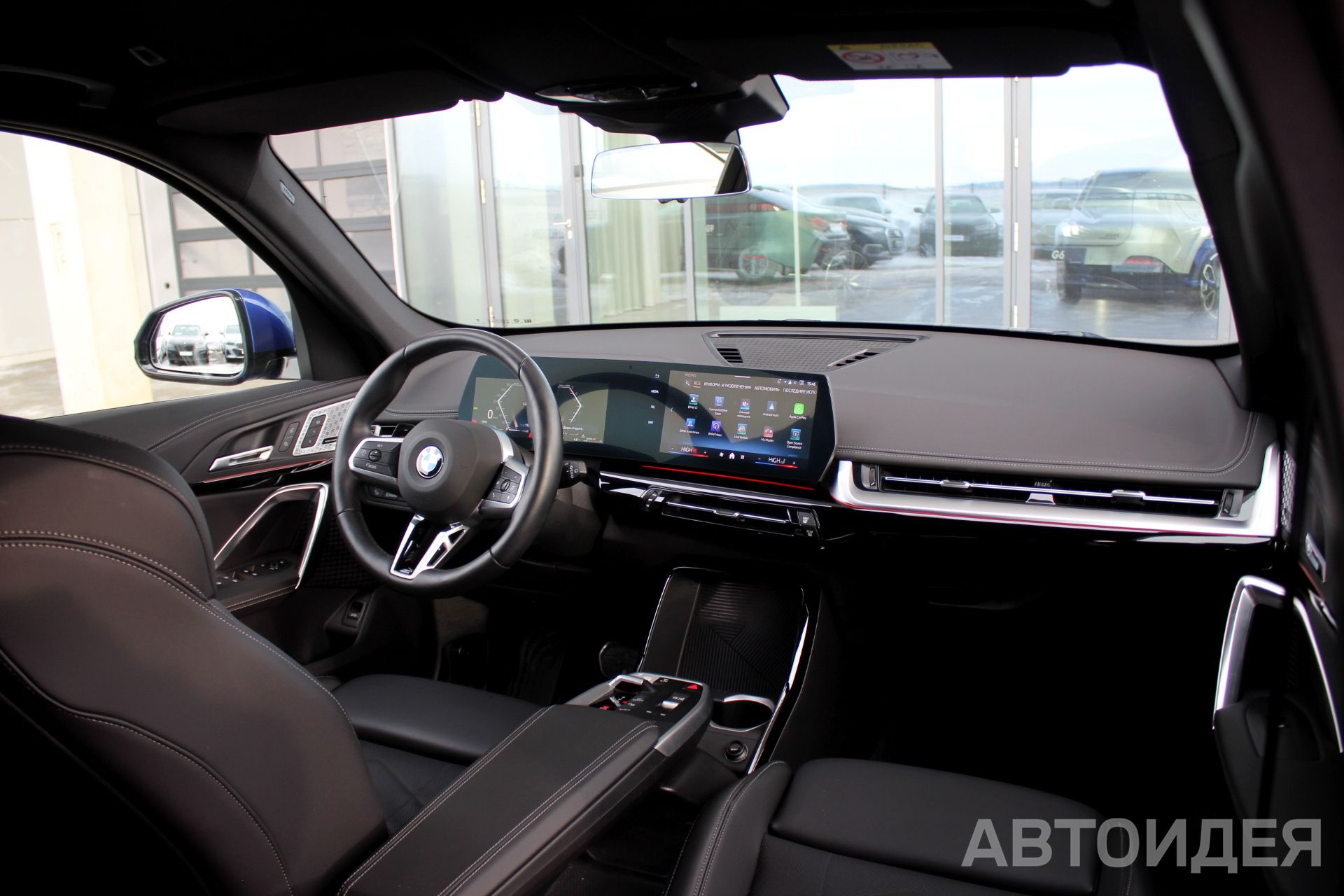 BMW X1 sDrive18i SAV Синий Портимао металлик фото 7