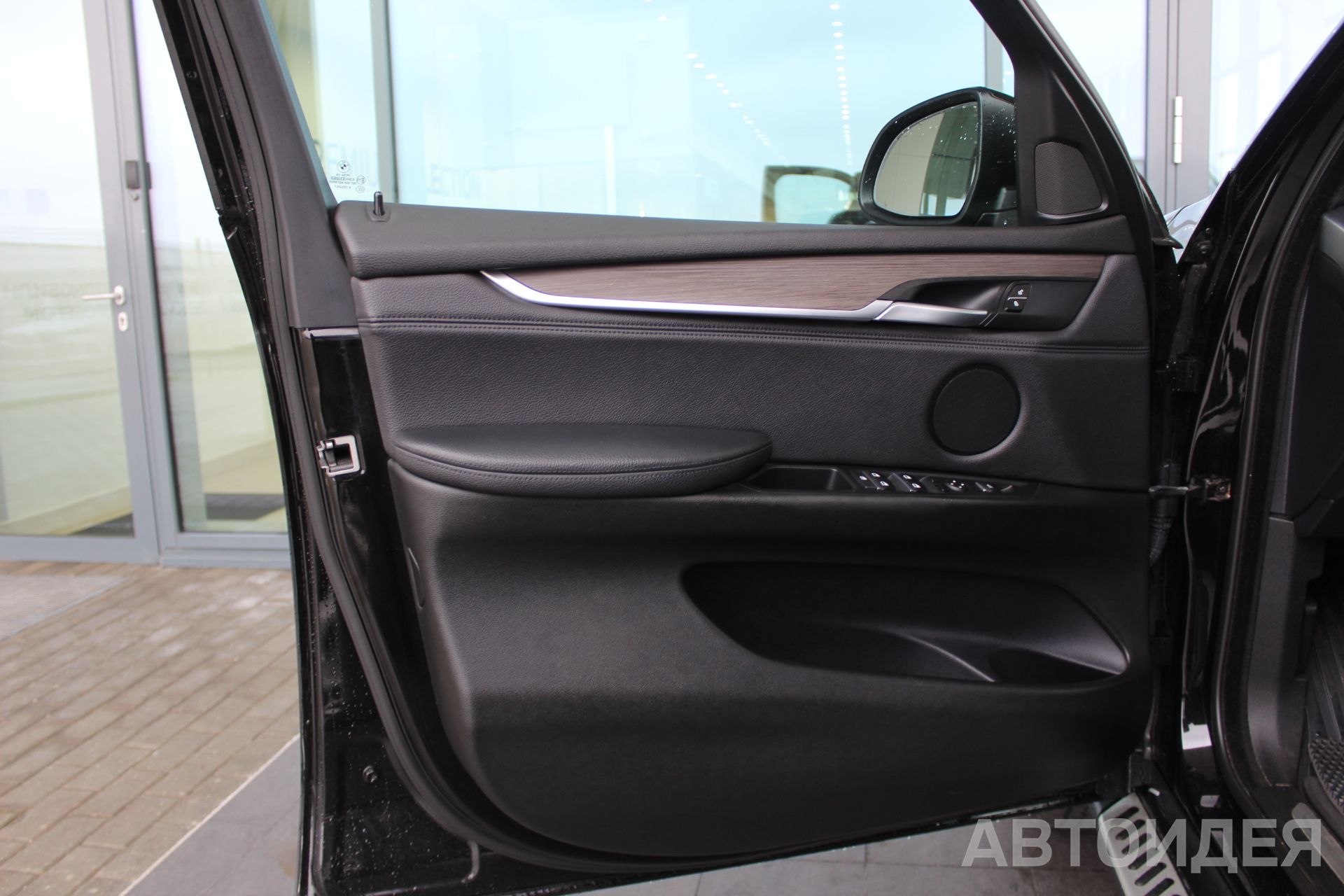 BMW X5 xDrive35i фото 13