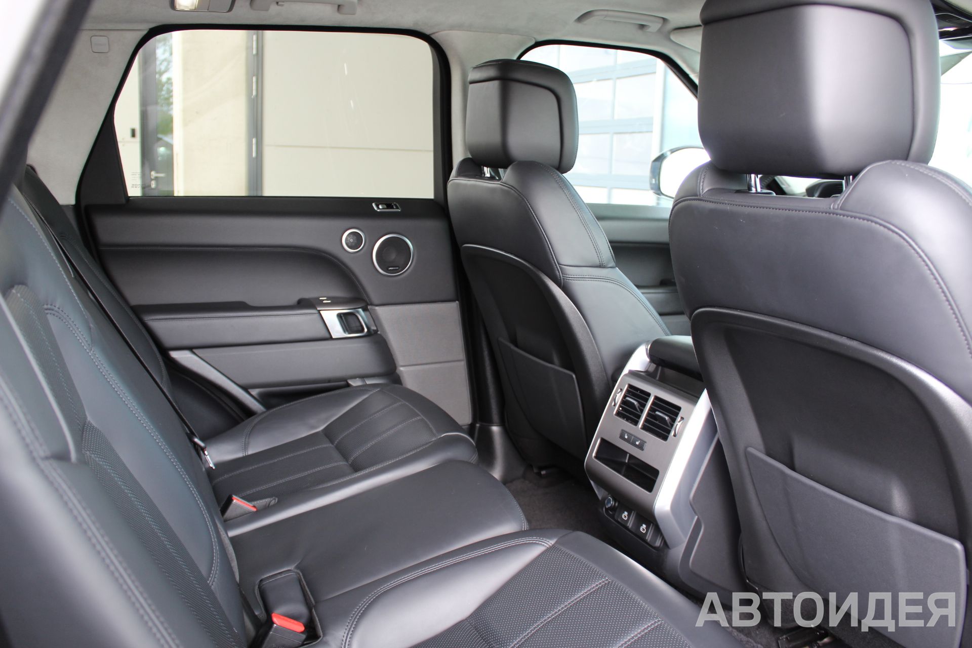Land Rover Range Rover Sport фото 8