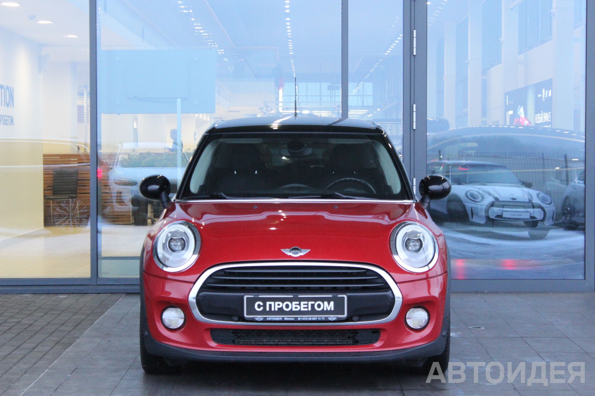 MINI Cooper 5 door фото 1