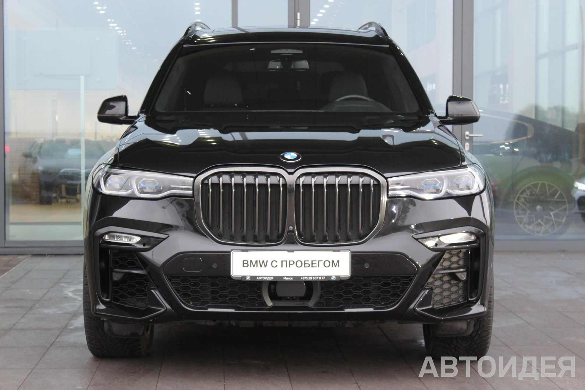 BMW X7 M50d фото 1