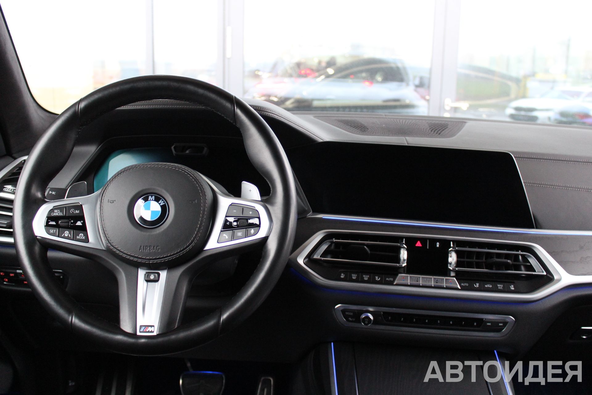 BMW X7 M50d фото 7