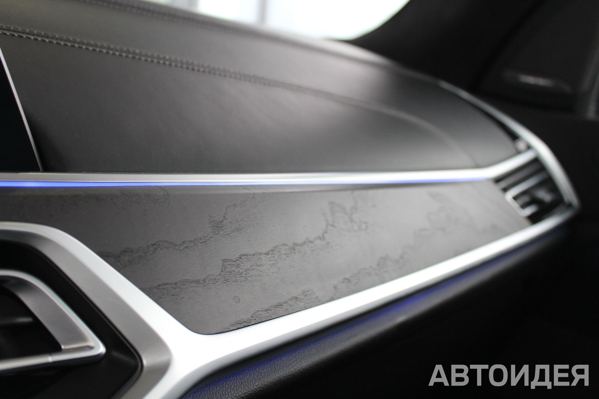 BMW X7 M50d фото 12