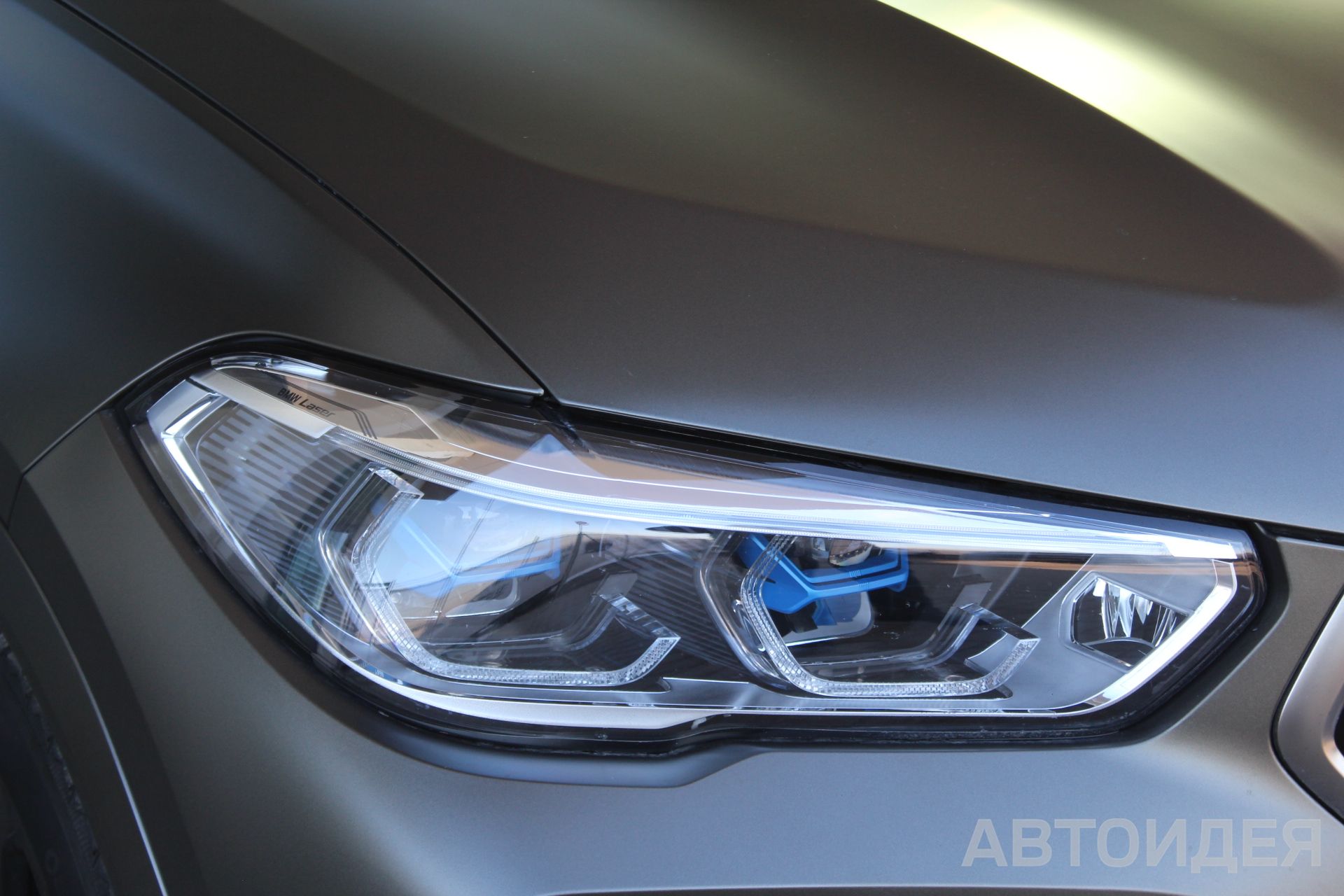 BMW X6 M50d фото 24