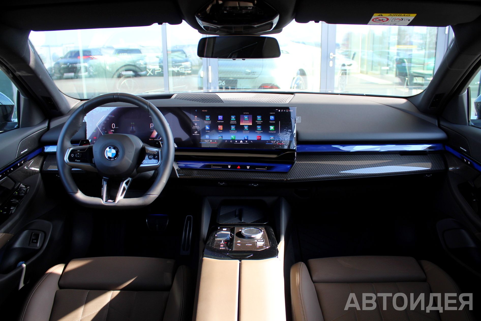 BMW 530i xDrive Sedan Черный Карбон металлик фото 8