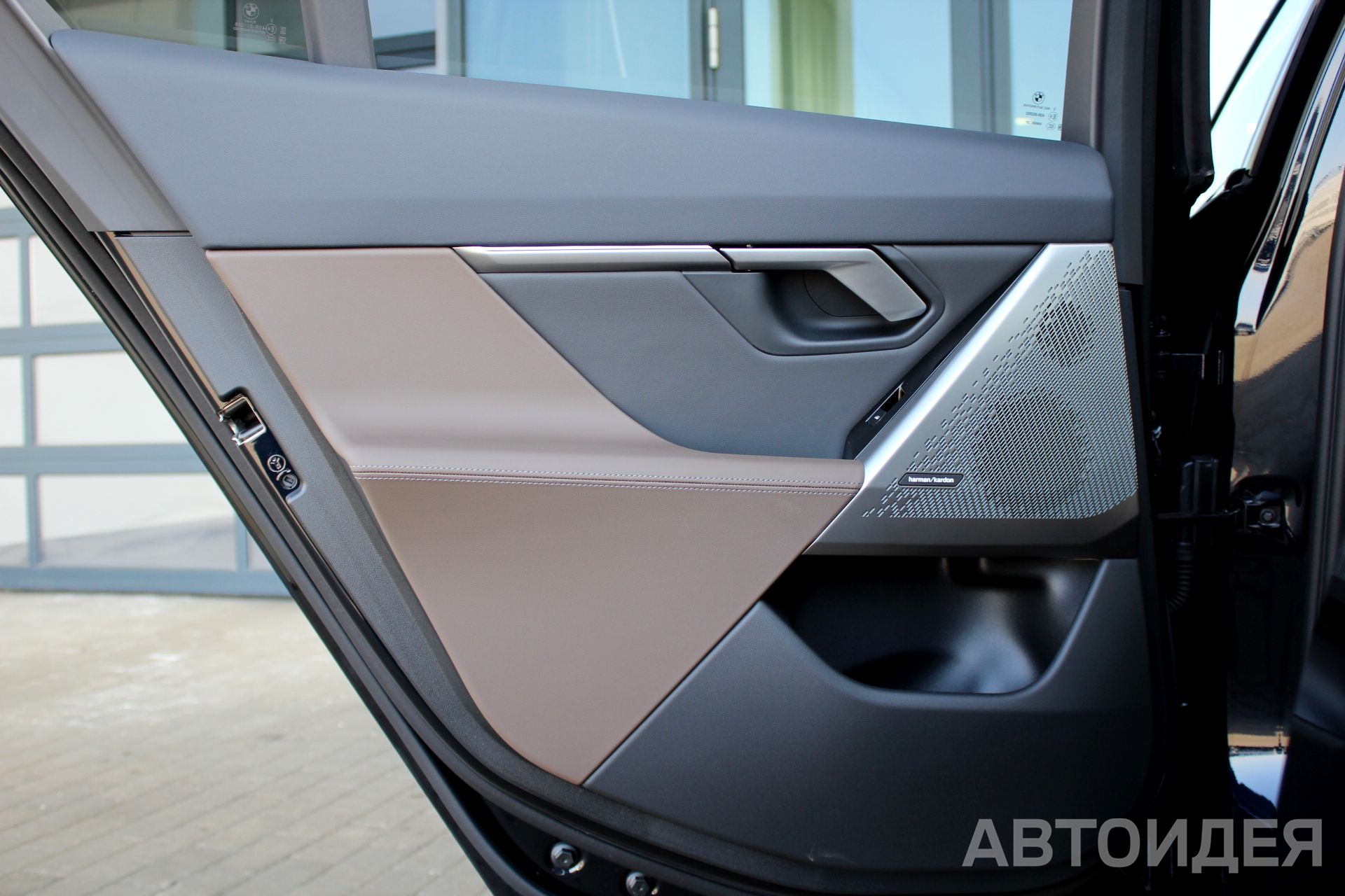 BMW 530i xDrive Sedan Черный Карбон металлик фото 22