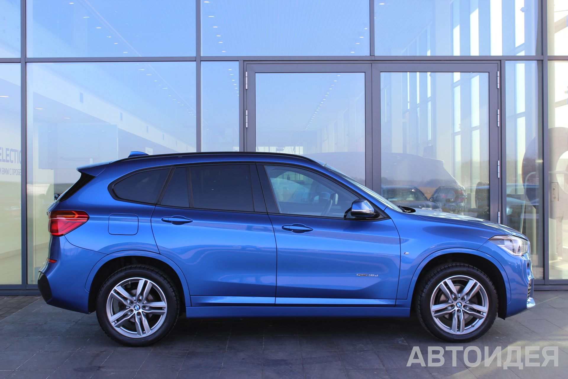 BMW X1 sDrive18d фото 2