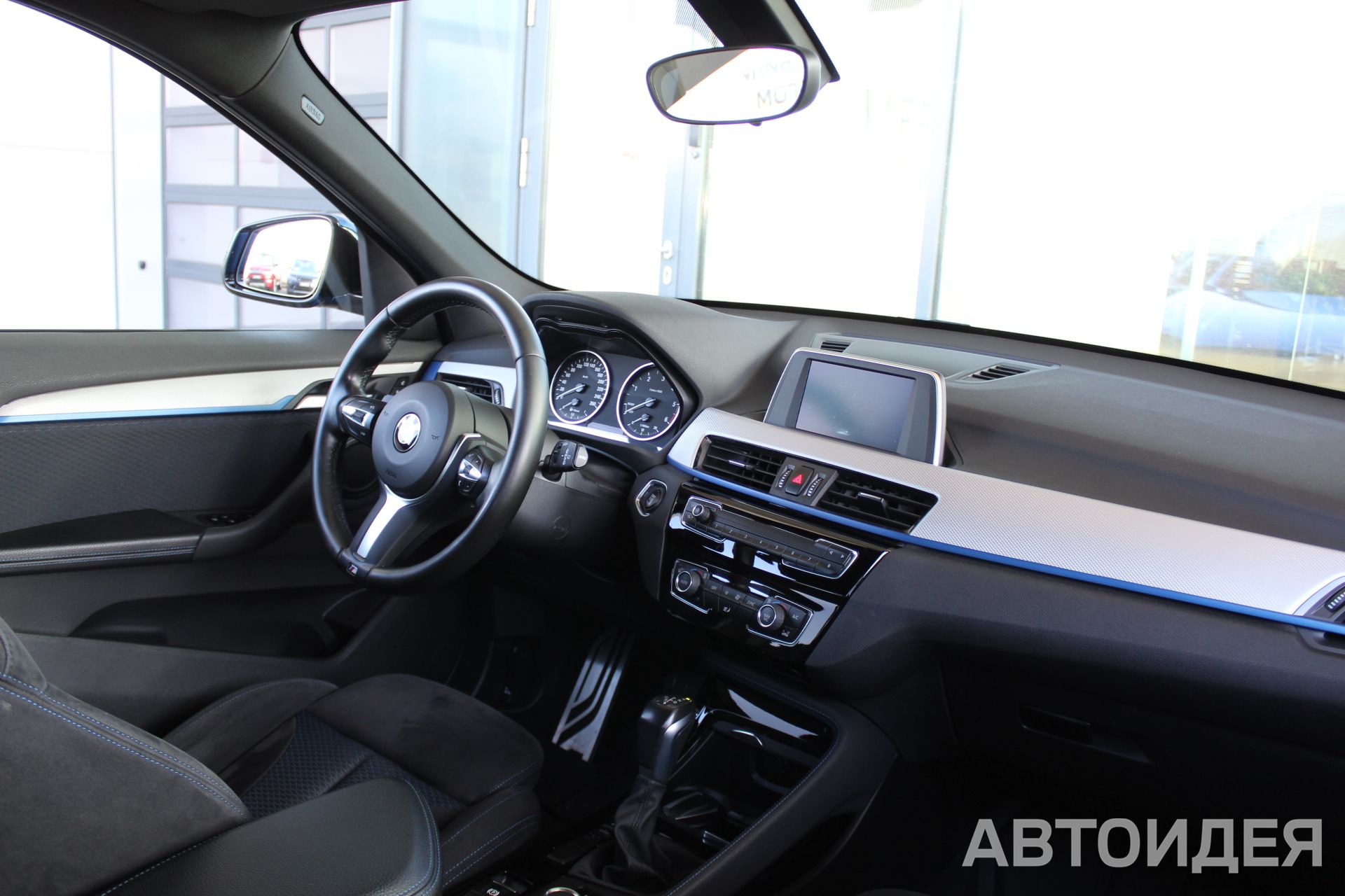 BMW X1 sDrive18d фото 5