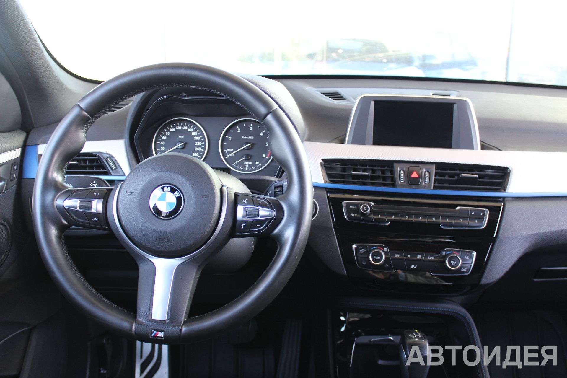 BMW X1 sDrive18d фото 7