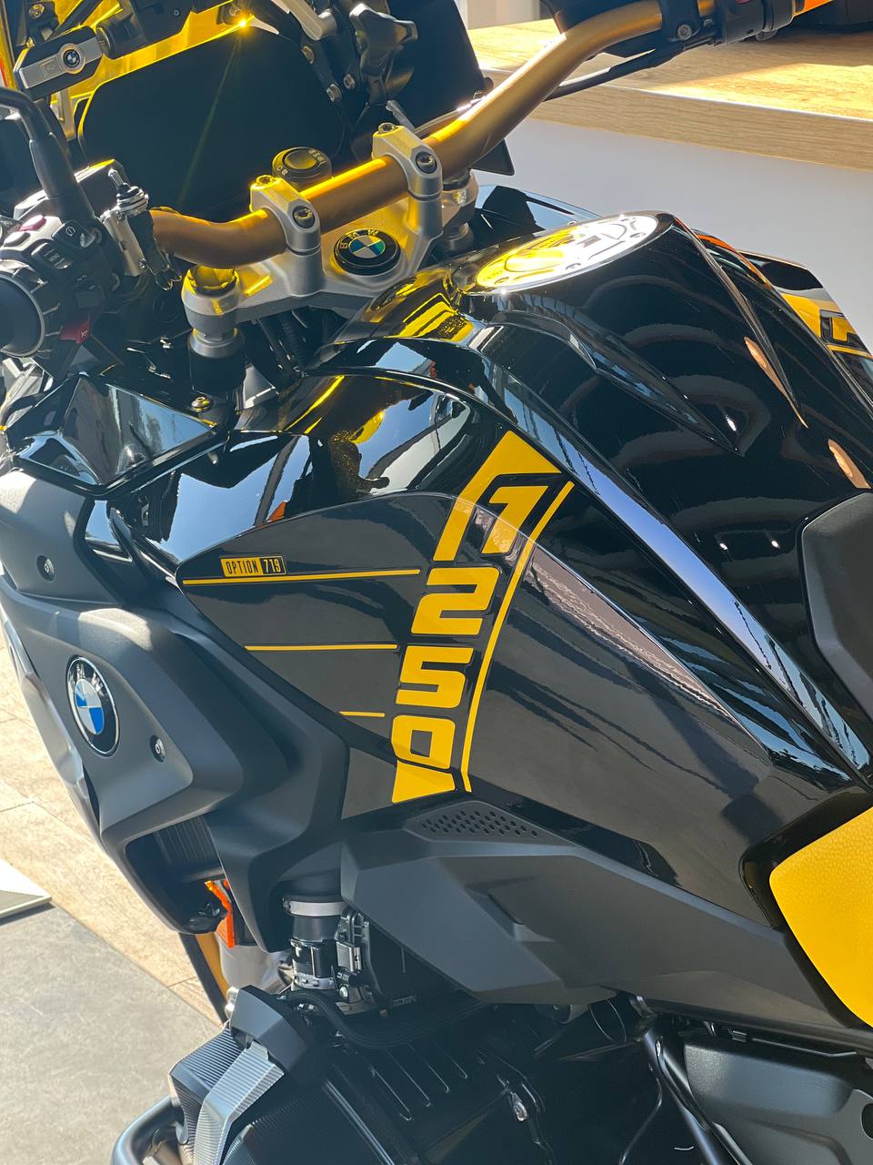 BMW MOTORRAD R 1250 GS фото 1
