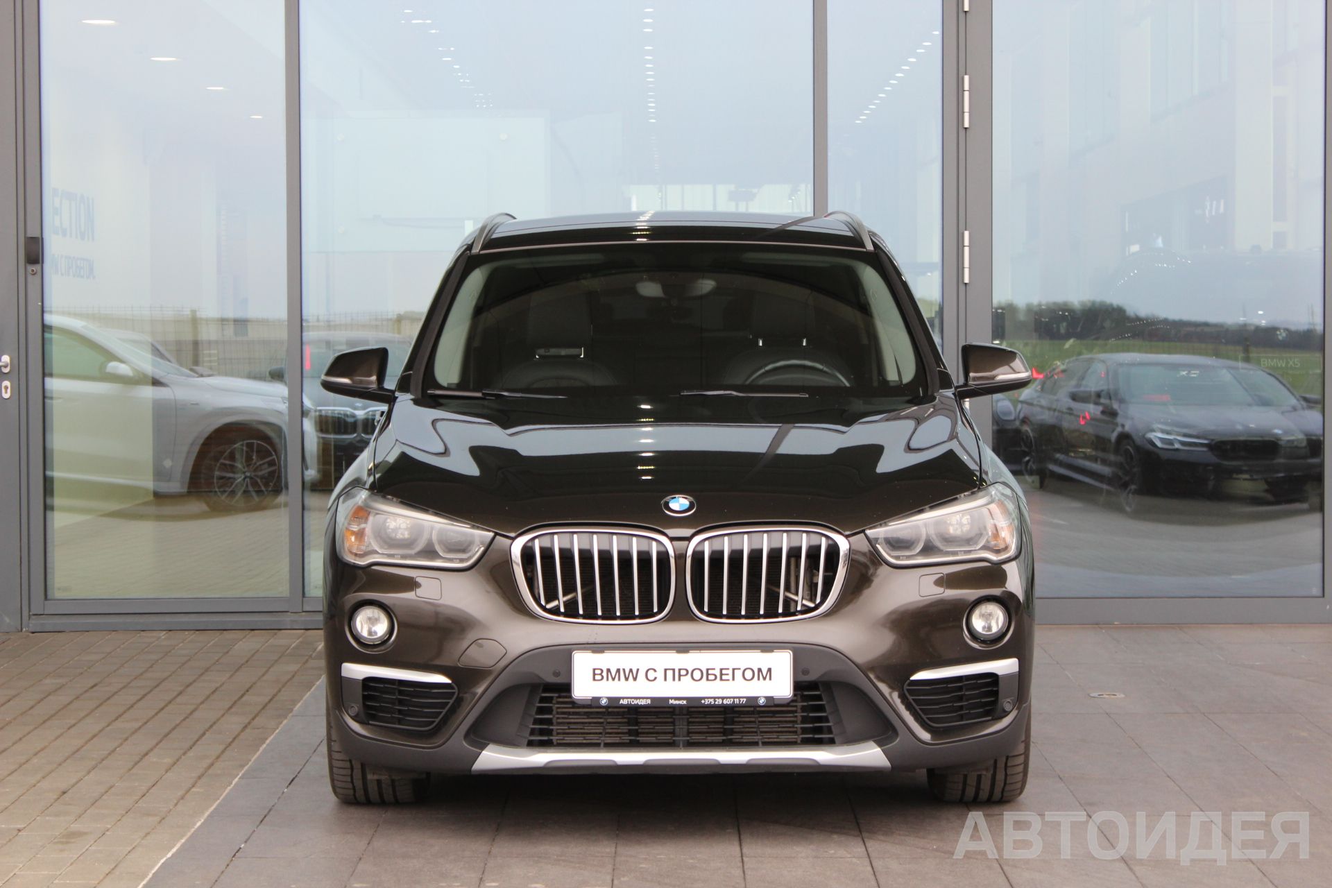 BMW X1 xDrive20i фото 1