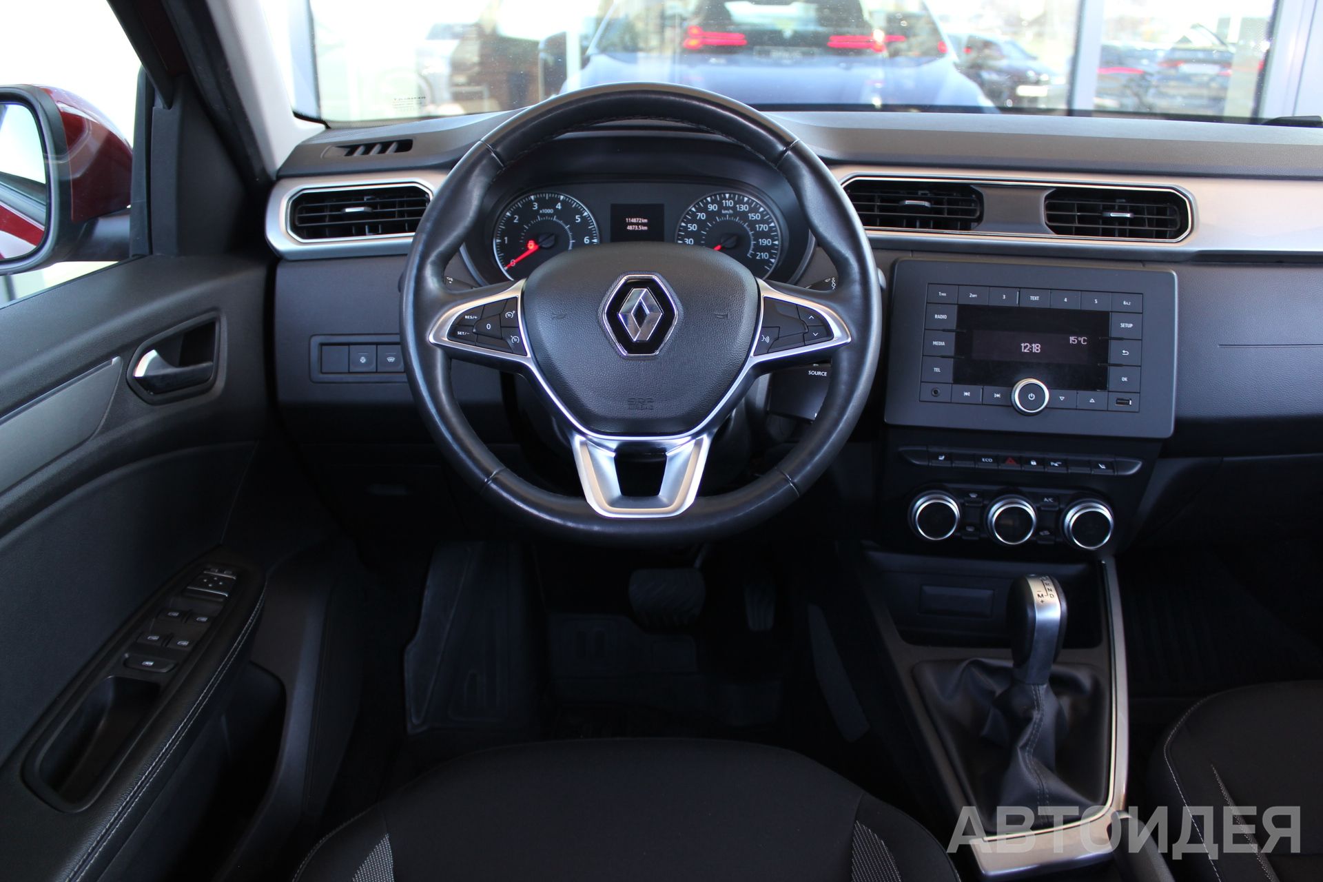 Renault  фото 7