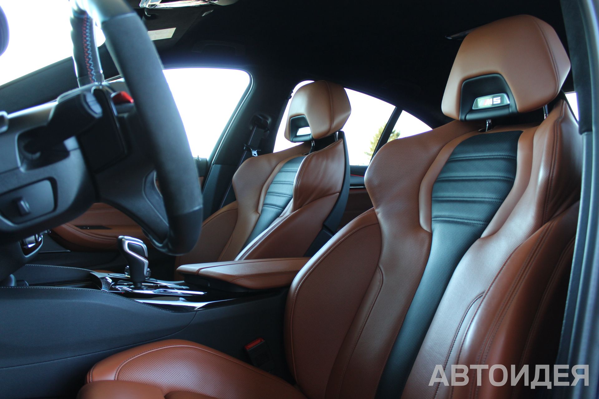 BMW M5 Sedan фото 7