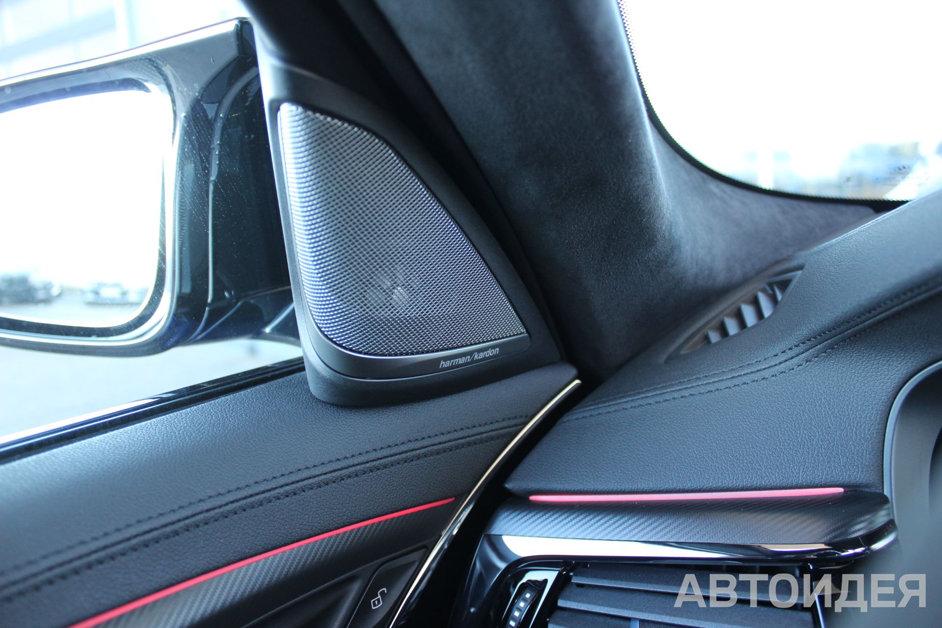 BMW M5 Sedan фото 16