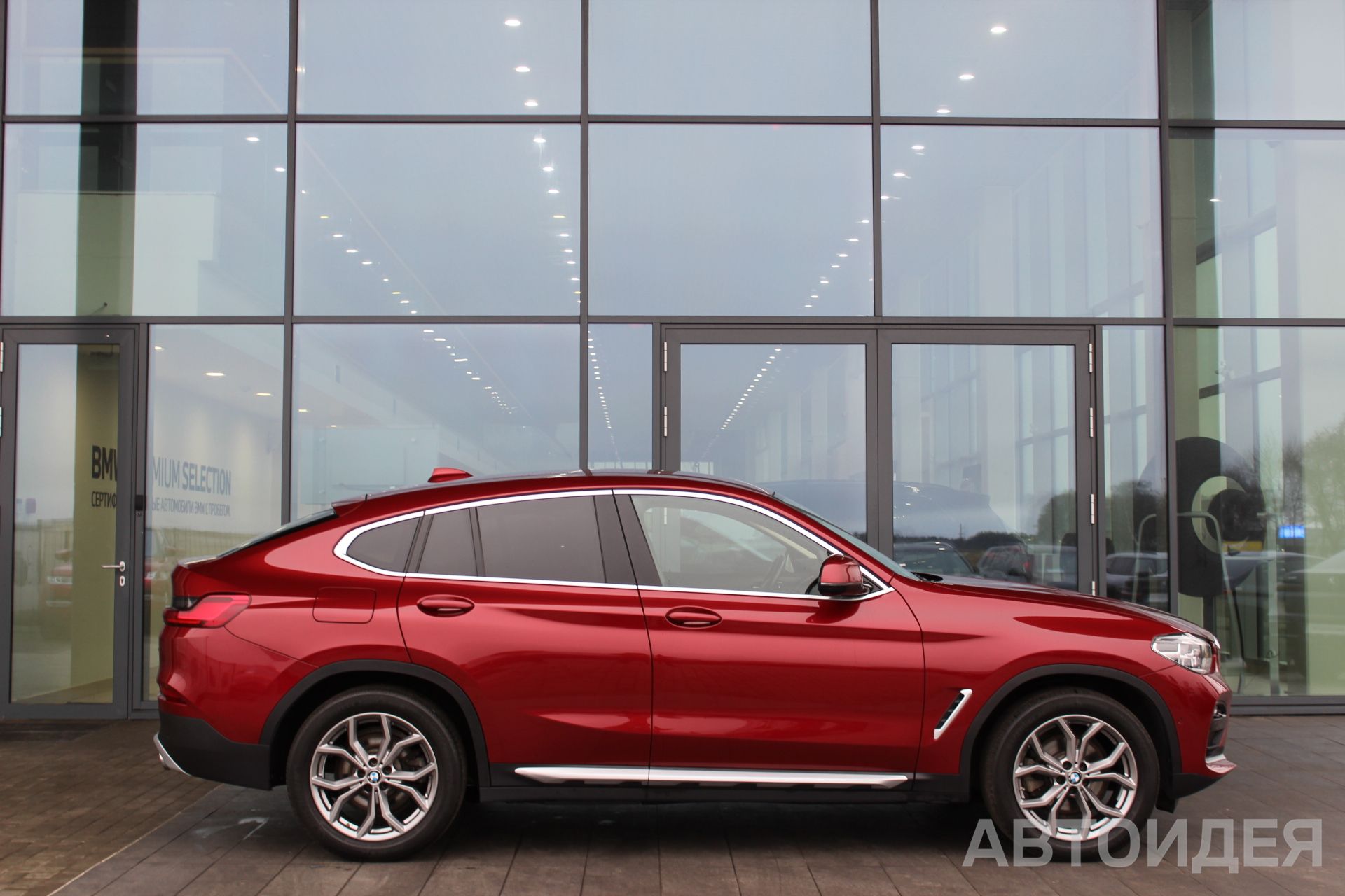 BMW X4 xDrive20i фото 2