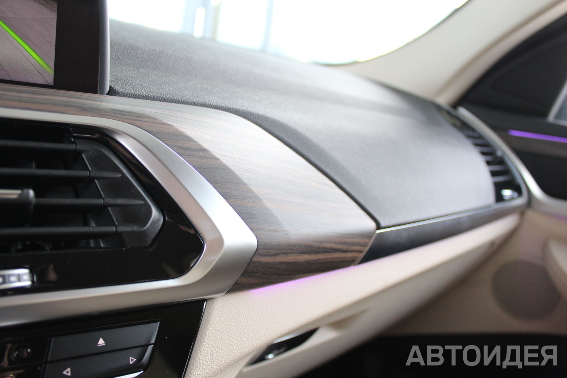 BMW X4 xDrive20i фото 9