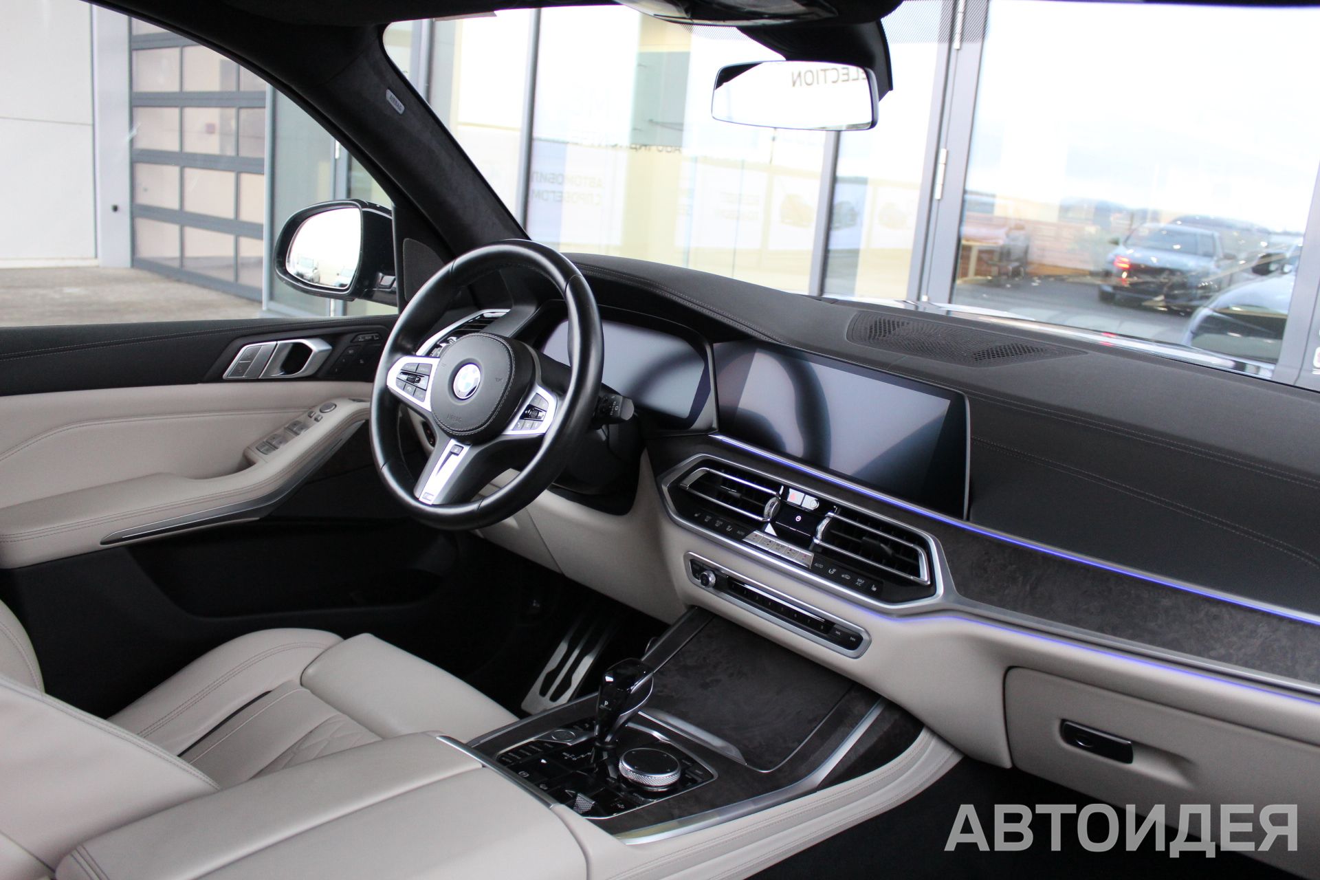 BMW X7 xDrive40i фото 5