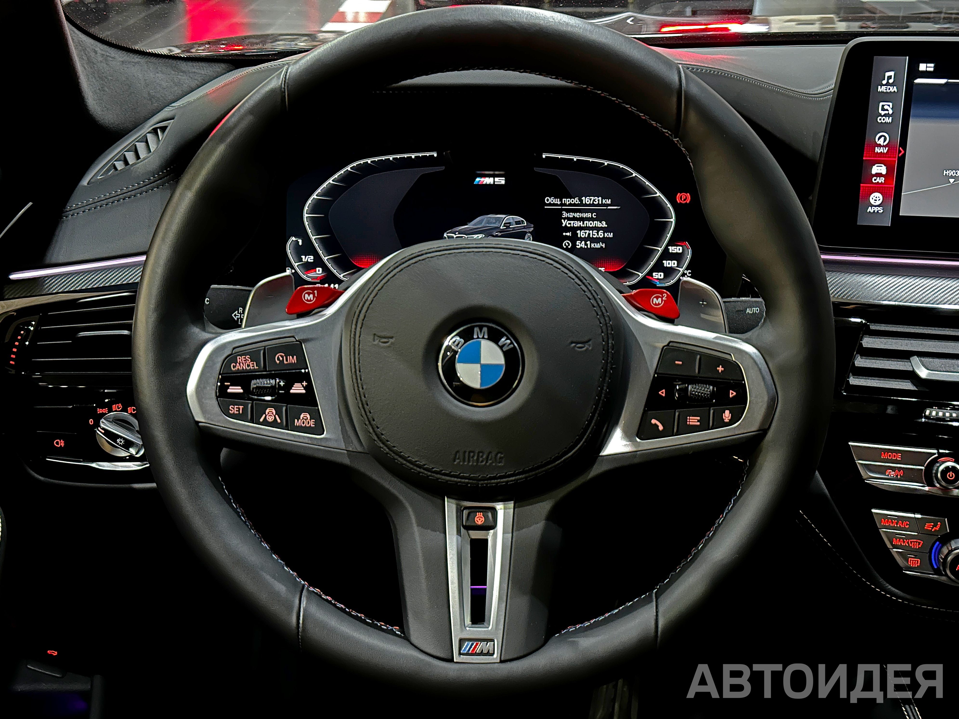BMW M5 Sedan фото 13