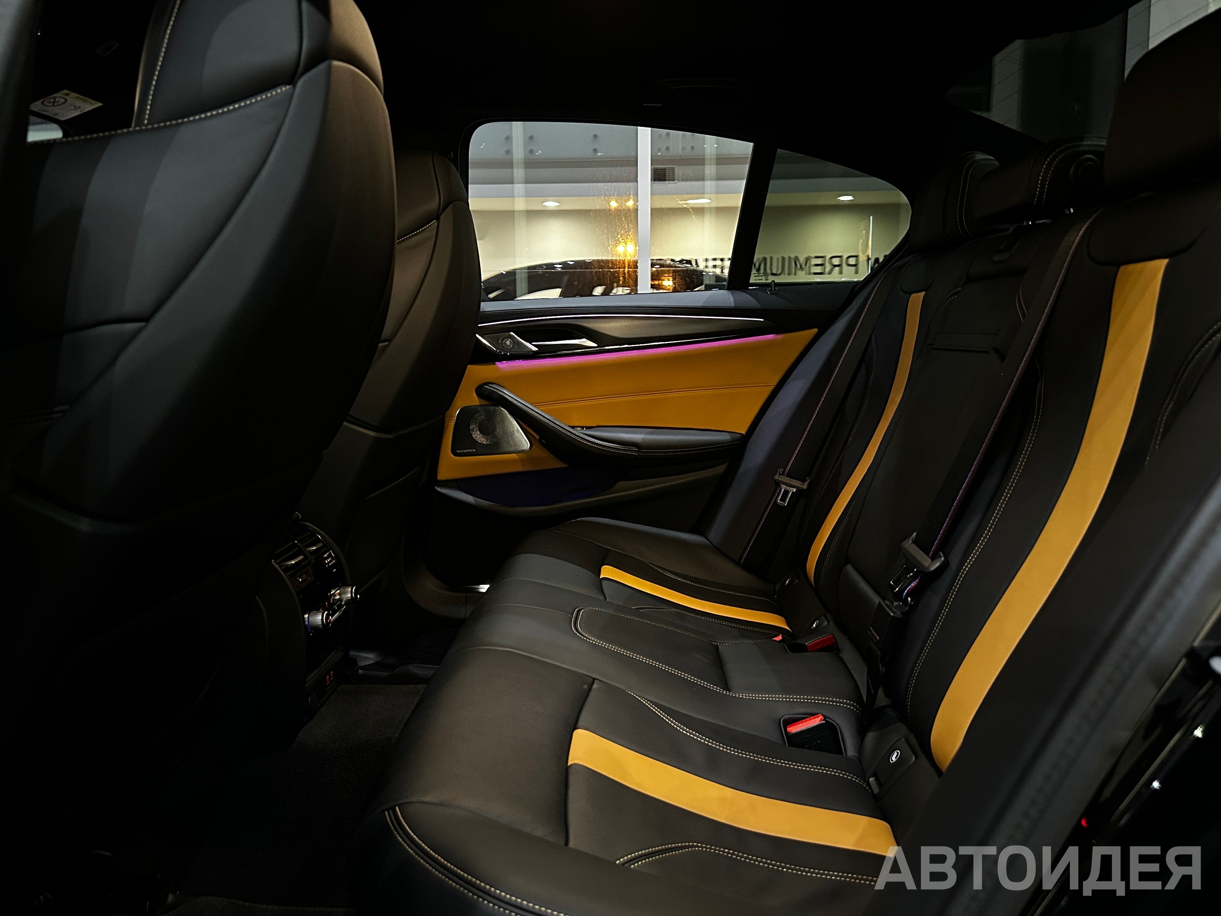 BMW M5 Sedan фото 20