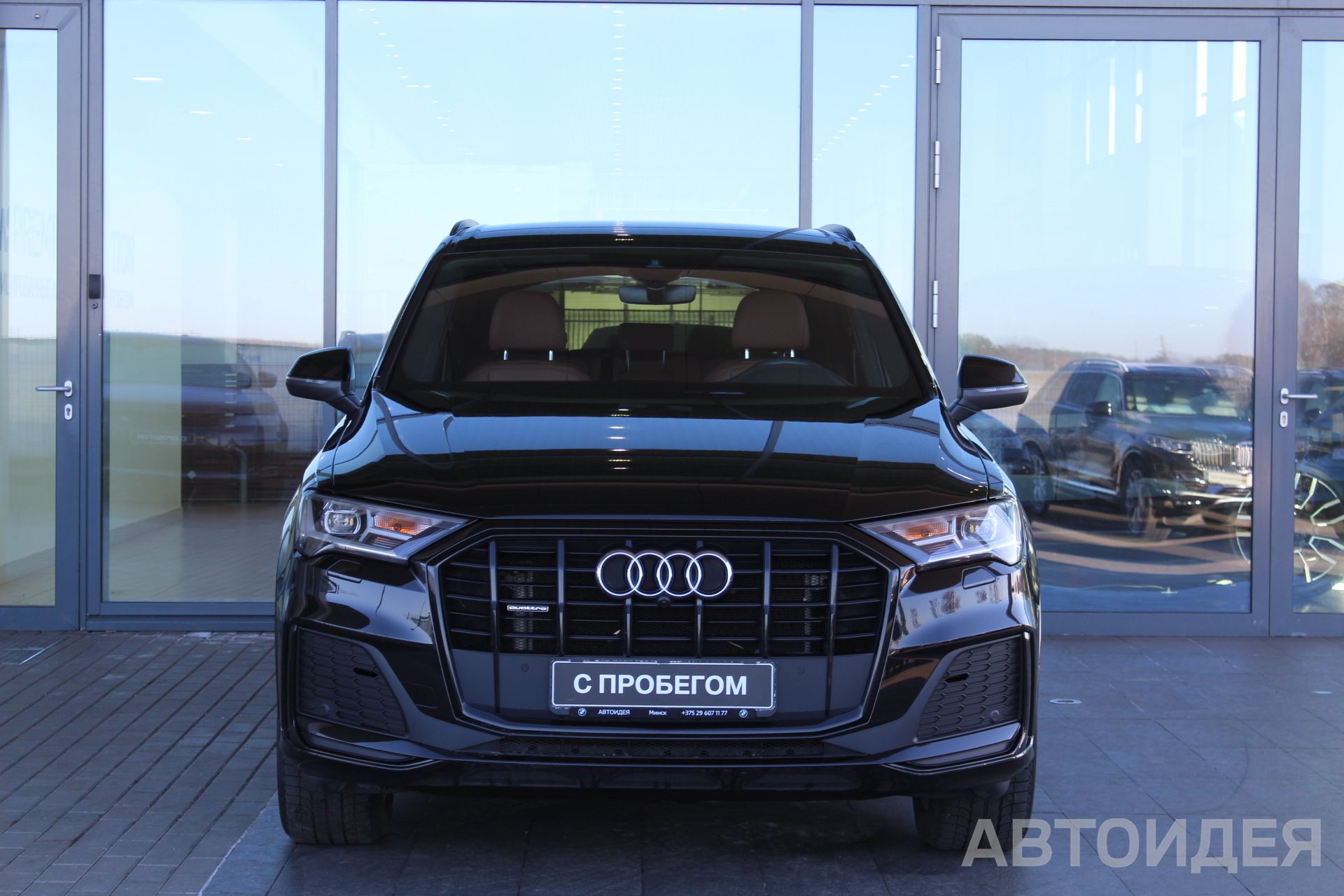 Audi Q7 фото 1
