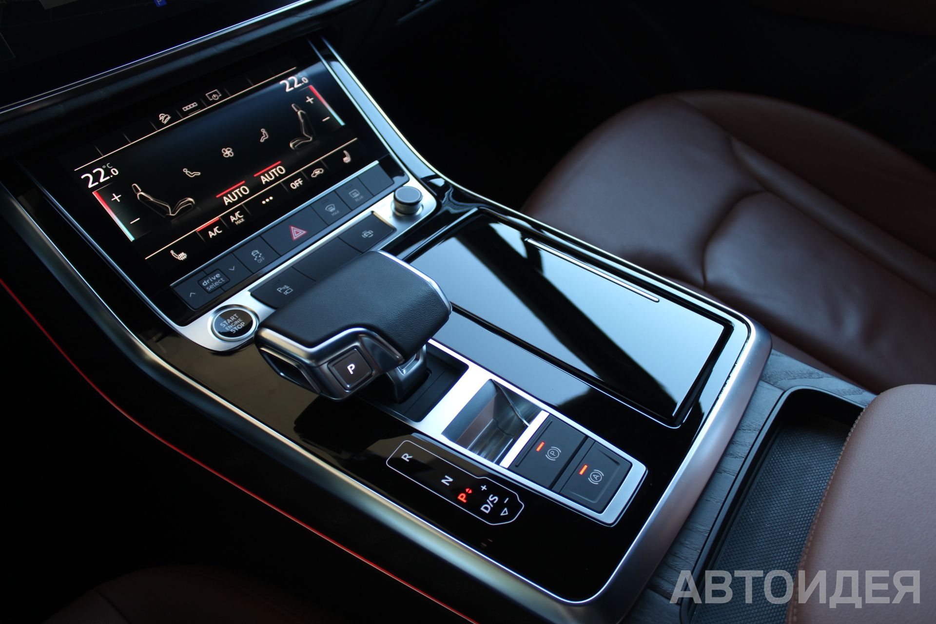 Audi Q7 фото 12